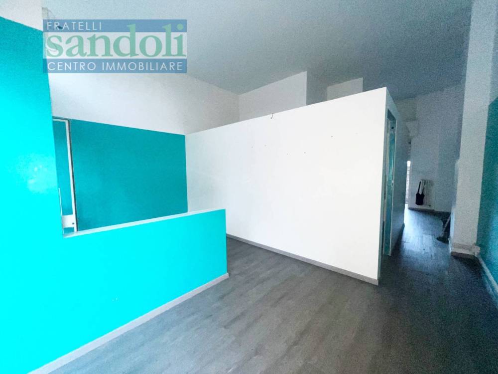 ufficio in vendita a Vercelli