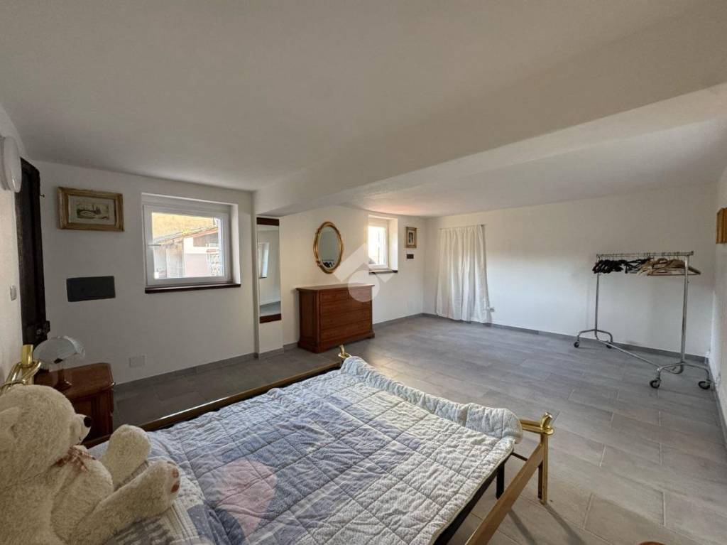 casa indipendente in vendita a Vercelli