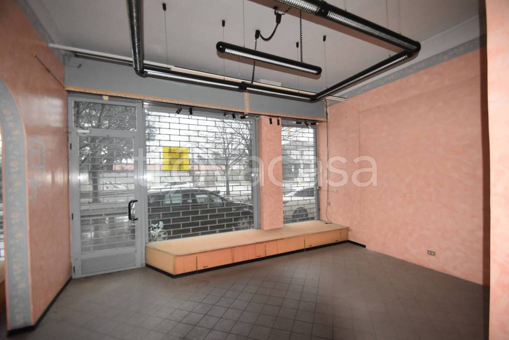 appartamento in vendita a Vercelli in zona Corso Italia