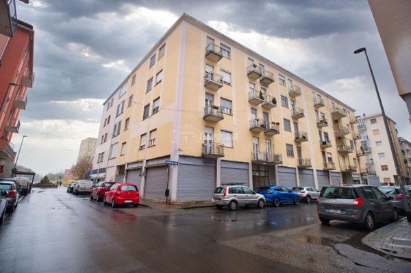 appartamento in vendita a Vercelli in zona Ospedale