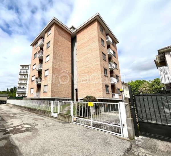 appartamento in vendita a Vercelli in zona Ospedale