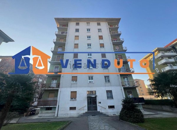 appartamento in vendita a Vercelli in zona Ospedale