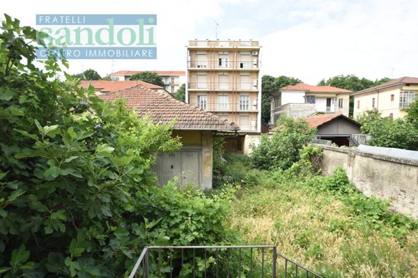 appartamento in vendita a Vercelli in zona Corso Italia