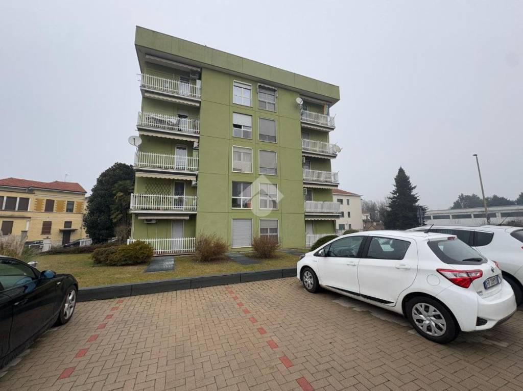 appartamento in vendita a Vercelli in zona Corso Italia