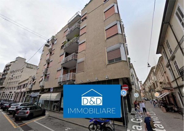 trivano in vendita a Vercelli