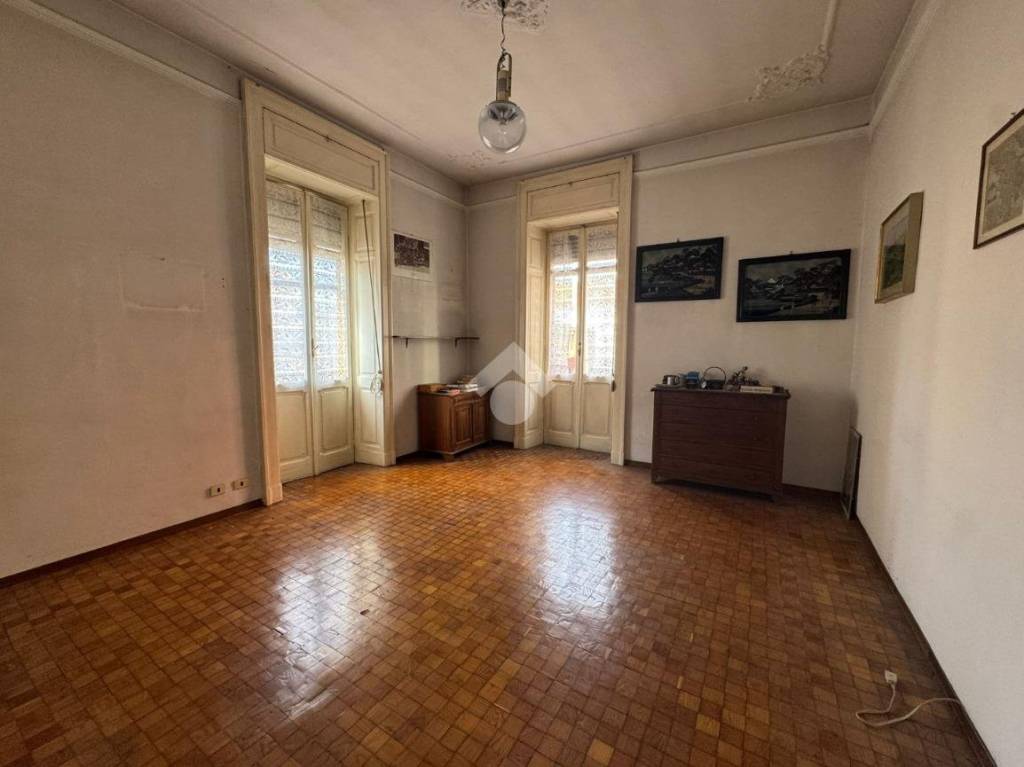 appartamento in vendita a Vercelli in zona Centro Città