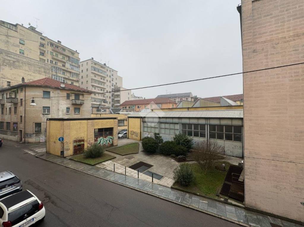 appartamento in vendita a Vercelli in zona Centro Città