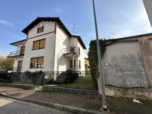 appartamento in vendita a Vercelli