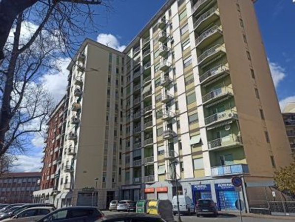 appartamento in vendita a Vercelli in zona Ospedale
