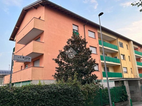 appartamento in vendita a Vercelli