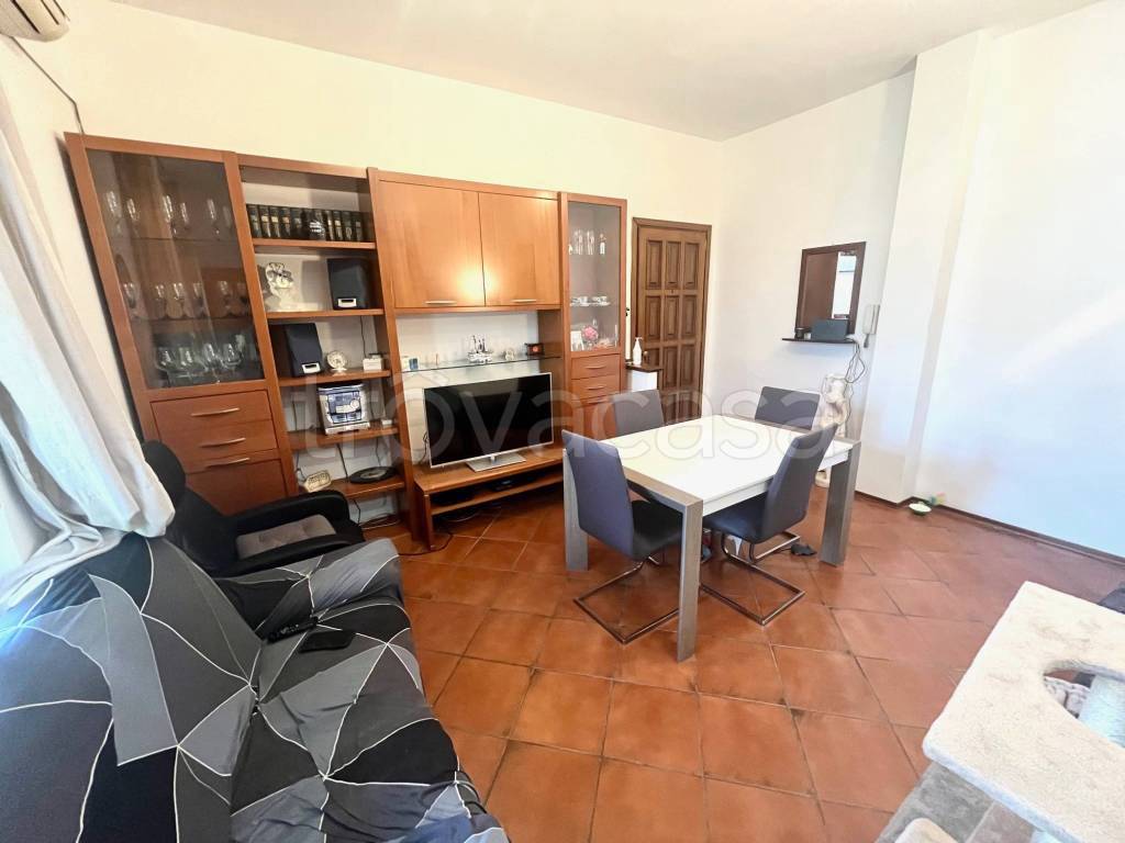 appartamento in vendita a Vercelli in zona Ospedale