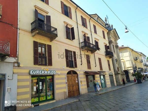 appartamento in vendita a Vercelli in zona Centro Città