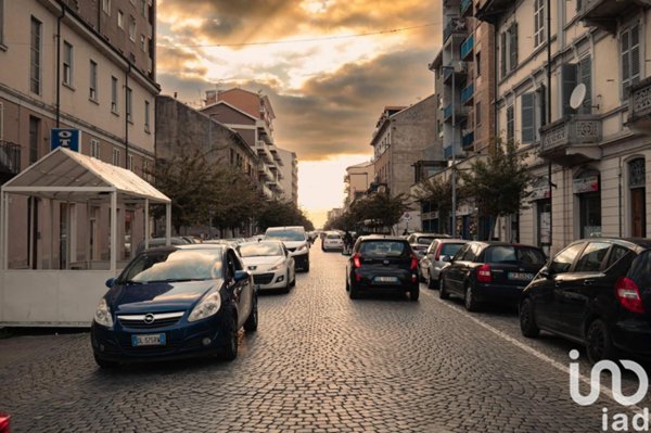 appartamento in vendita a Vercelli in zona Centro Città