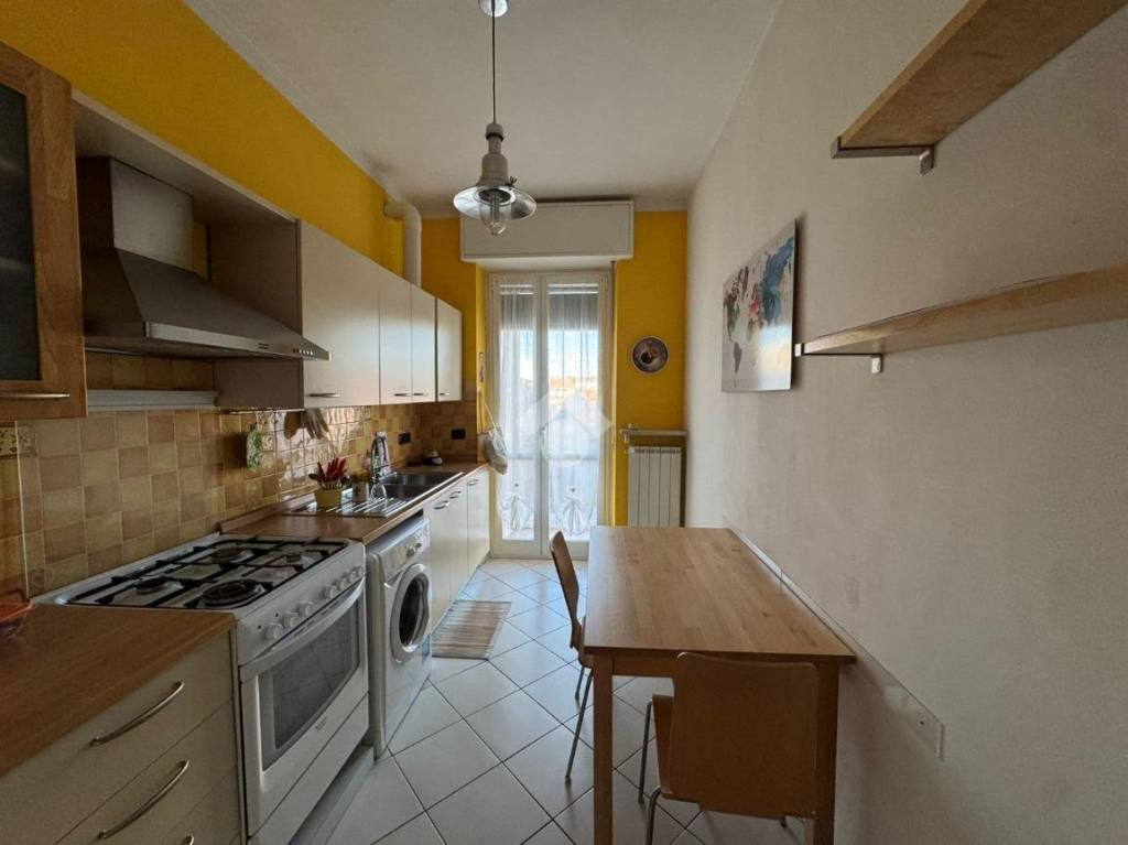 appartamento in vendita a Vercelli in zona Via Marco Polo