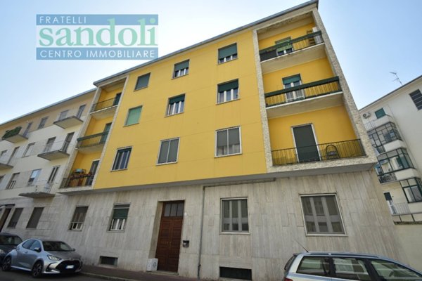 appartamento in vendita a Vercelli in zona Ospedale