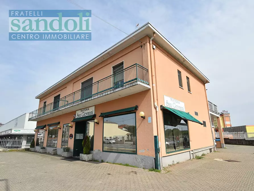 locale commerciale in vendita a Vercelli in zona Via Trino