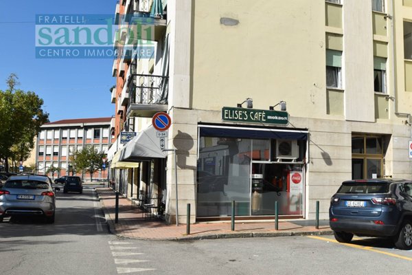 negozio in vendita a Vercelli in zona Ospedale