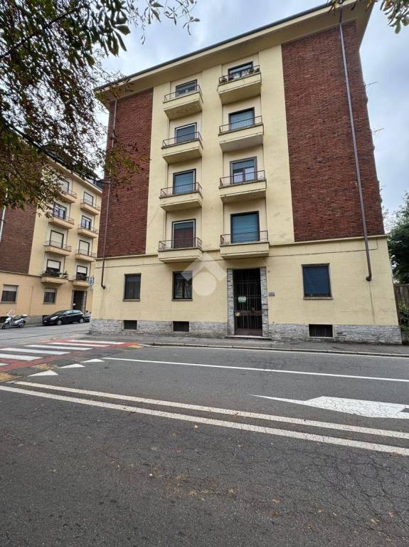 appartamento in vendita a Vercelli in zona Corso Italia