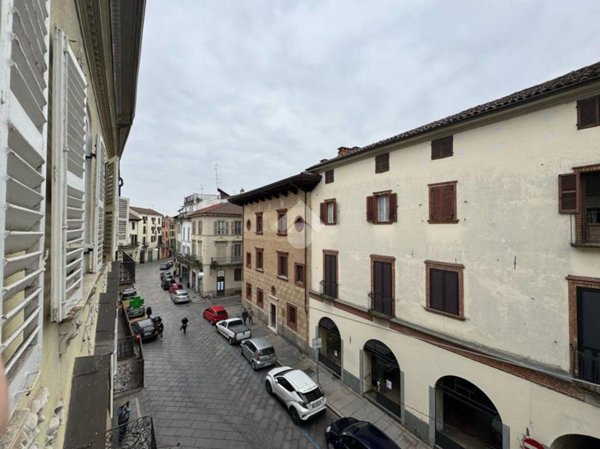 appartamento in vendita a Vercelli in zona Centro Città