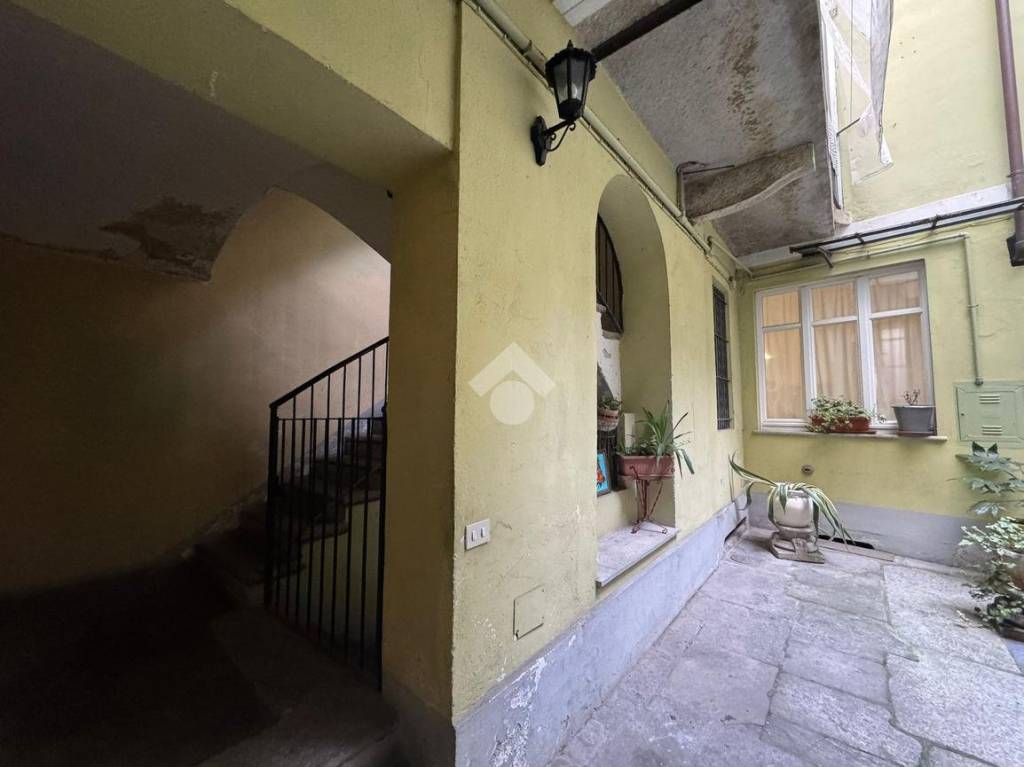 appartamento in vendita a Vercelli in zona Centro Città