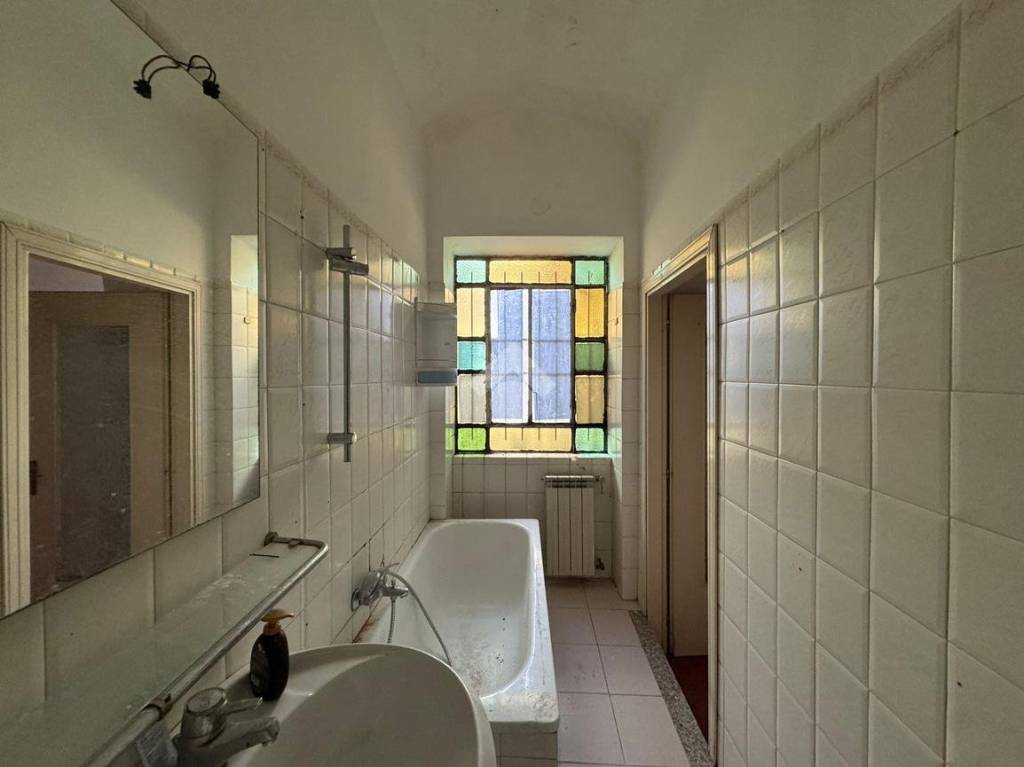 appartamento in vendita a Vercelli in zona Centro Città