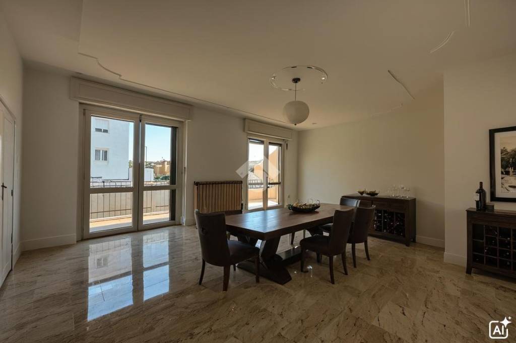 casa indipendente in vendita a Vercelli in zona Centro Città