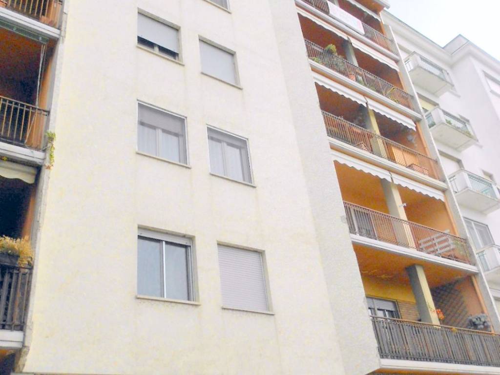 appartamento in vendita a Vercelli in zona Centro Città