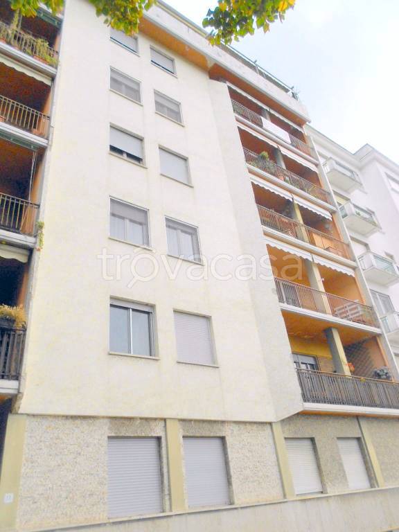 appartamento in vendita a Vercelli in zona Centro Città