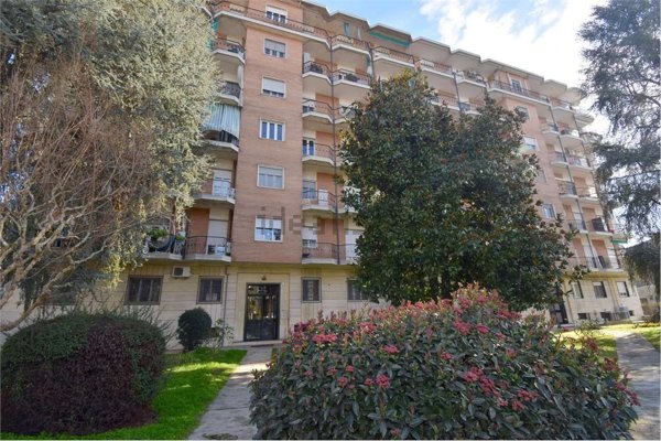 appartamento in vendita a Vercelli in zona Ospedale