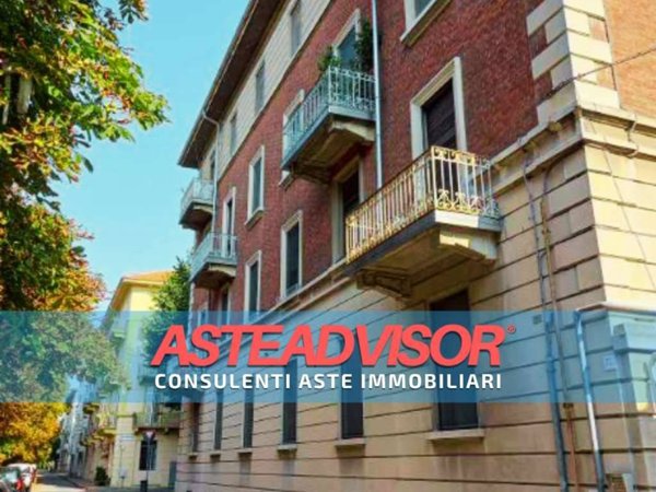 appartamento in vendita a Vercelli in zona Corso Italia