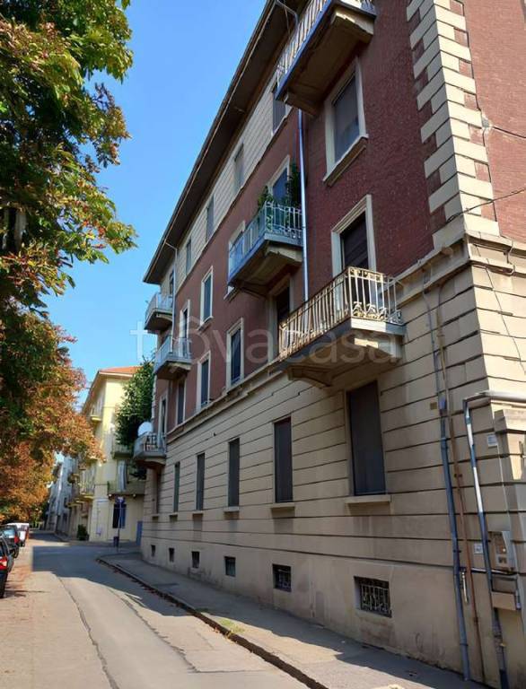 appartamento in vendita a Vercelli in zona Corso Italia