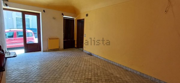 appartamento in vendita a Vercelli in zona Centro Città
