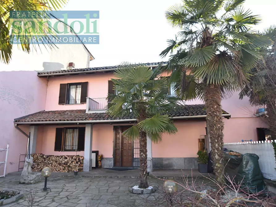 casa indipendente in vendita a Vercelli