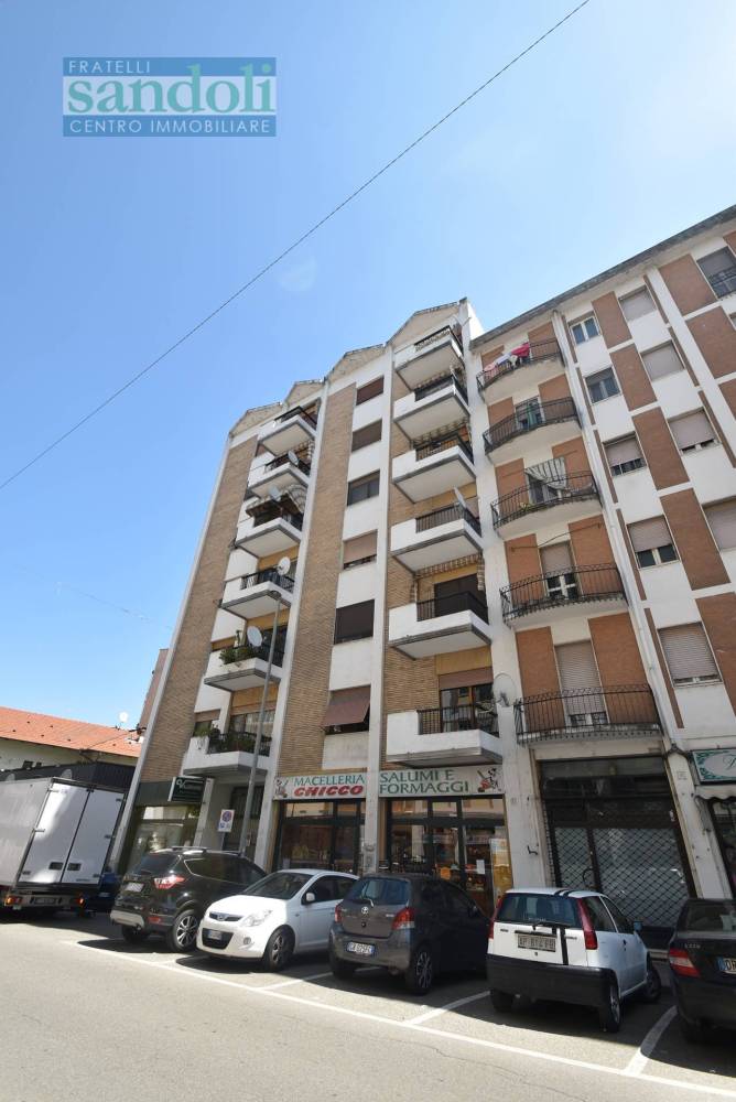 appartamento in vendita a Vercelli in zona Centro Città