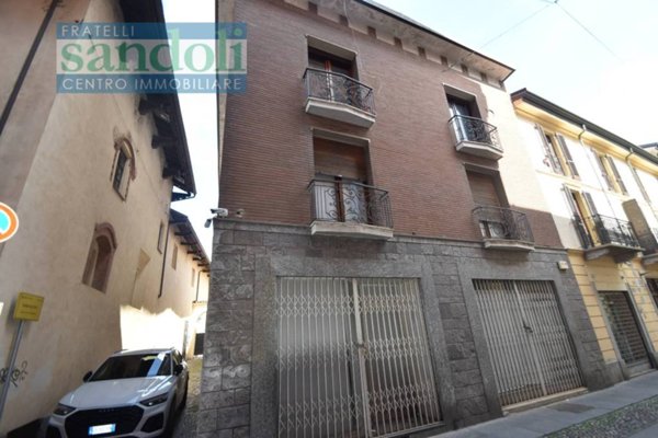 appartamento in vendita a Vercelli in zona Centro Città