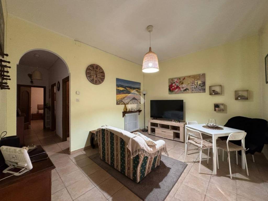 appartamento in vendita a Vercelli in zona Centro Città