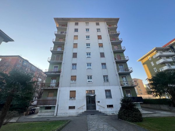 appartamento in vendita a Vercelli in zona Ospedale
