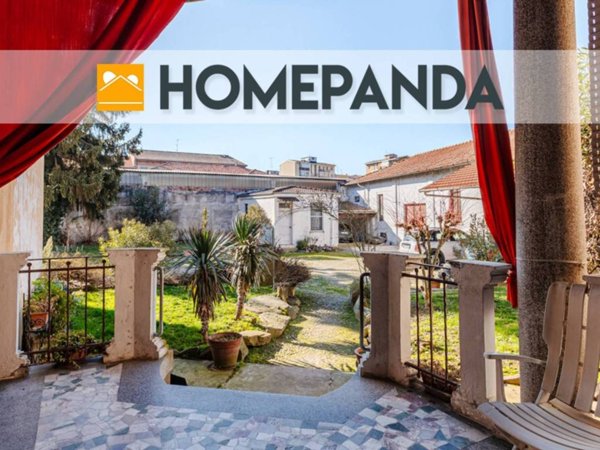 casa indipendente in vendita a Vercelli in zona Zona Belvedere