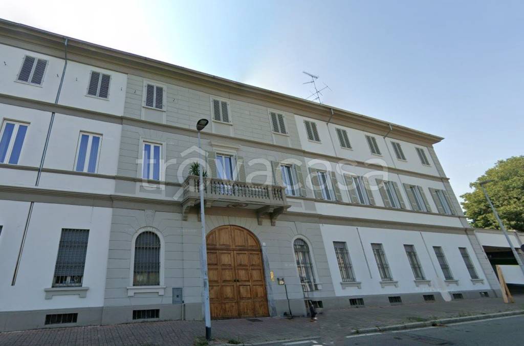 appartamento in vendita a Vercelli in zona Centro Città