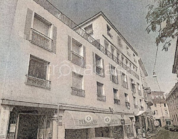 negozio in vendita a Vercelli