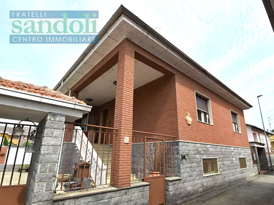 casa indipendente in vendita a Vercelli in zona Cappuccini