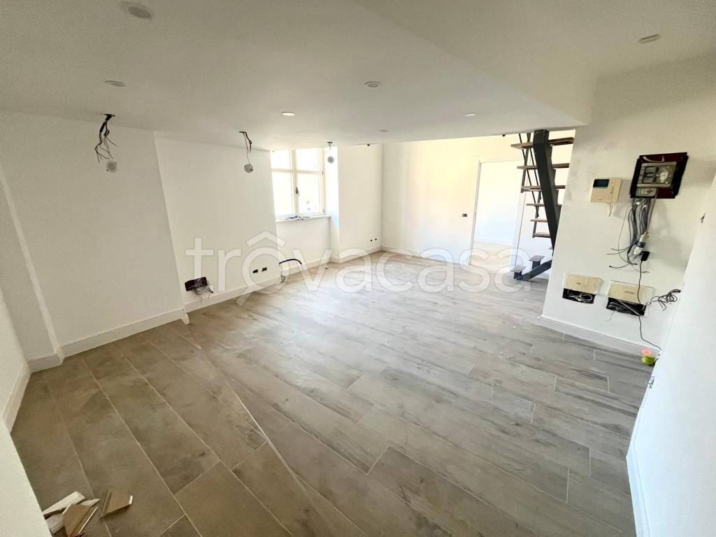 appartamento in vendita a Vercelli in zona Centro Città