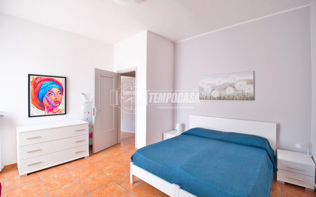 appartamento in vendita a Vercelli in zona Via Monviso