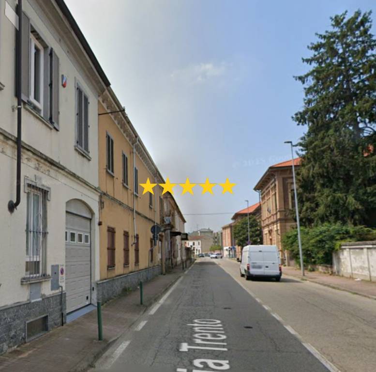 casa indipendente in vendita a Vercelli