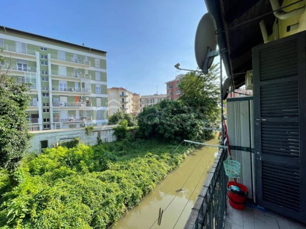 appartamento in vendita a Vercelli in zona Corso Prestinari