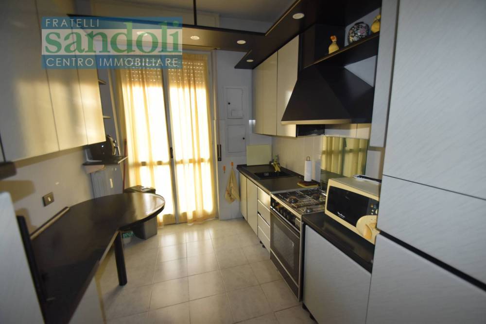 appartamento in vendita a Vercelli in zona Centro Città