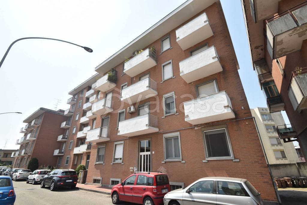 appartamento in vendita a Vercelli in zona Centro Città
