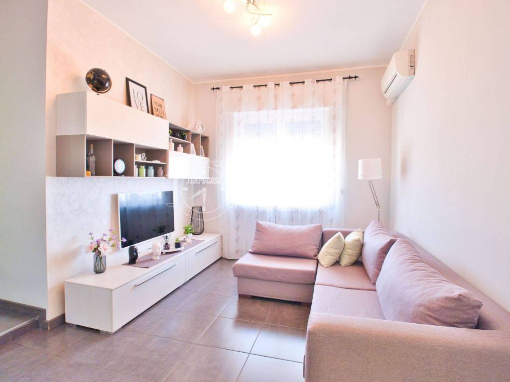 appartamento in vendita a Vercelli in zona Ospedale