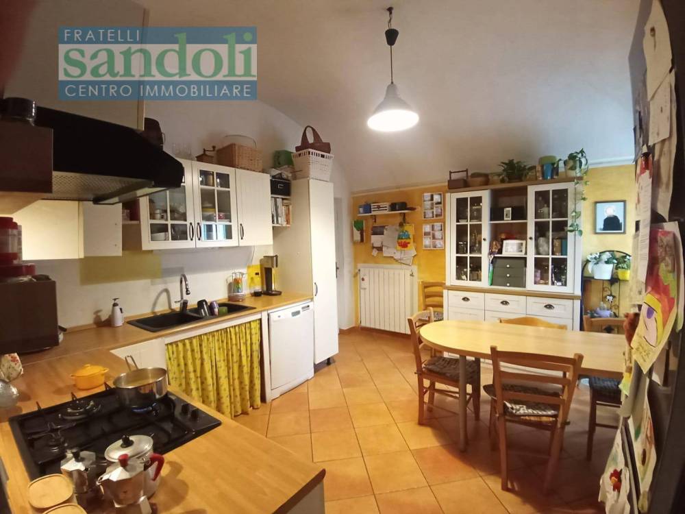 casa indipendente in vendita a Vercelli