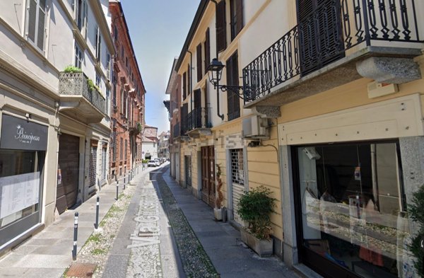 appartamento in vendita a Vercelli in zona Centro Città